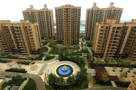 欧情豪庭四楼带车库3室2厅1卫